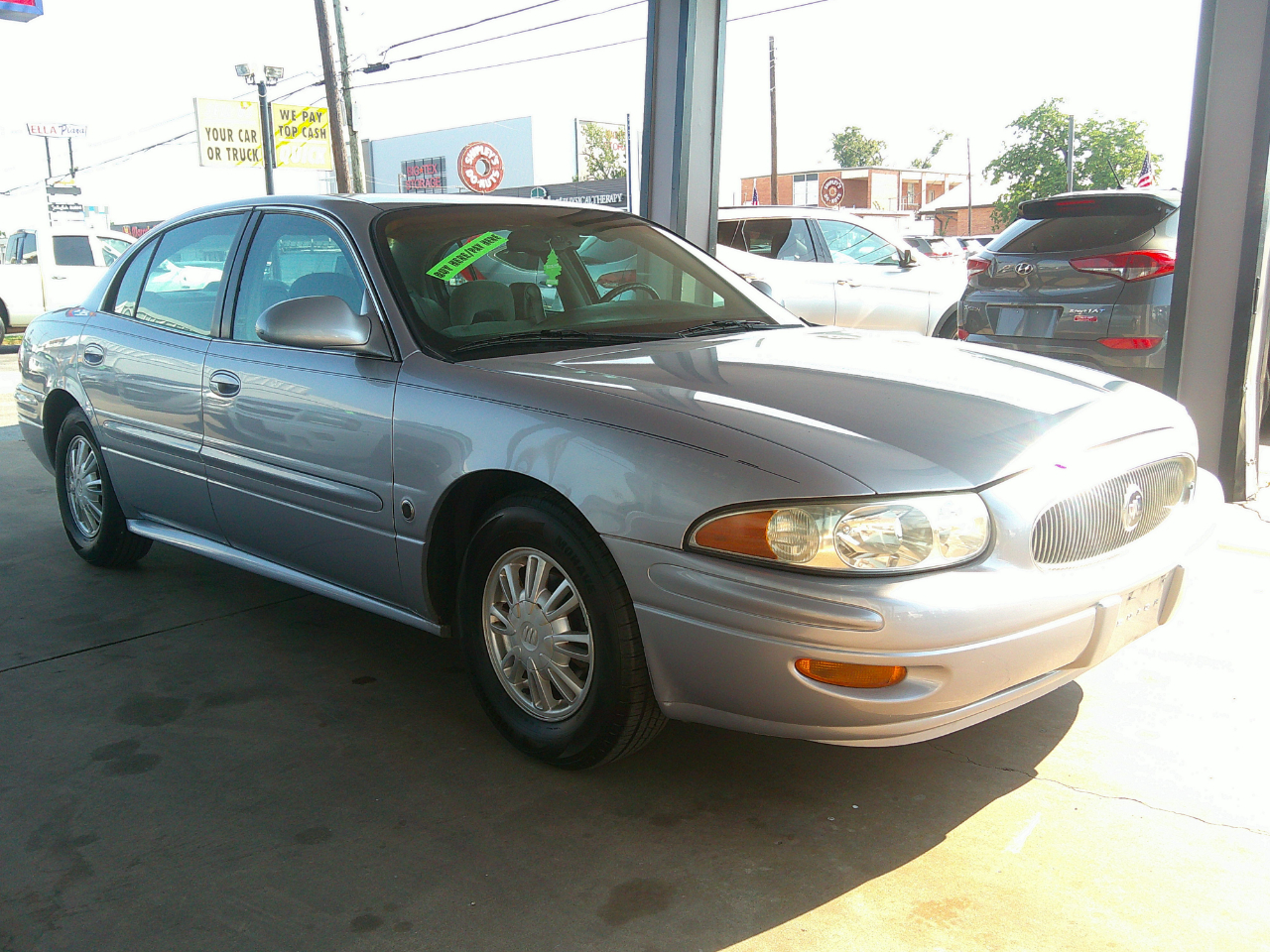 2005 Buick LeSabre Custom photo 2