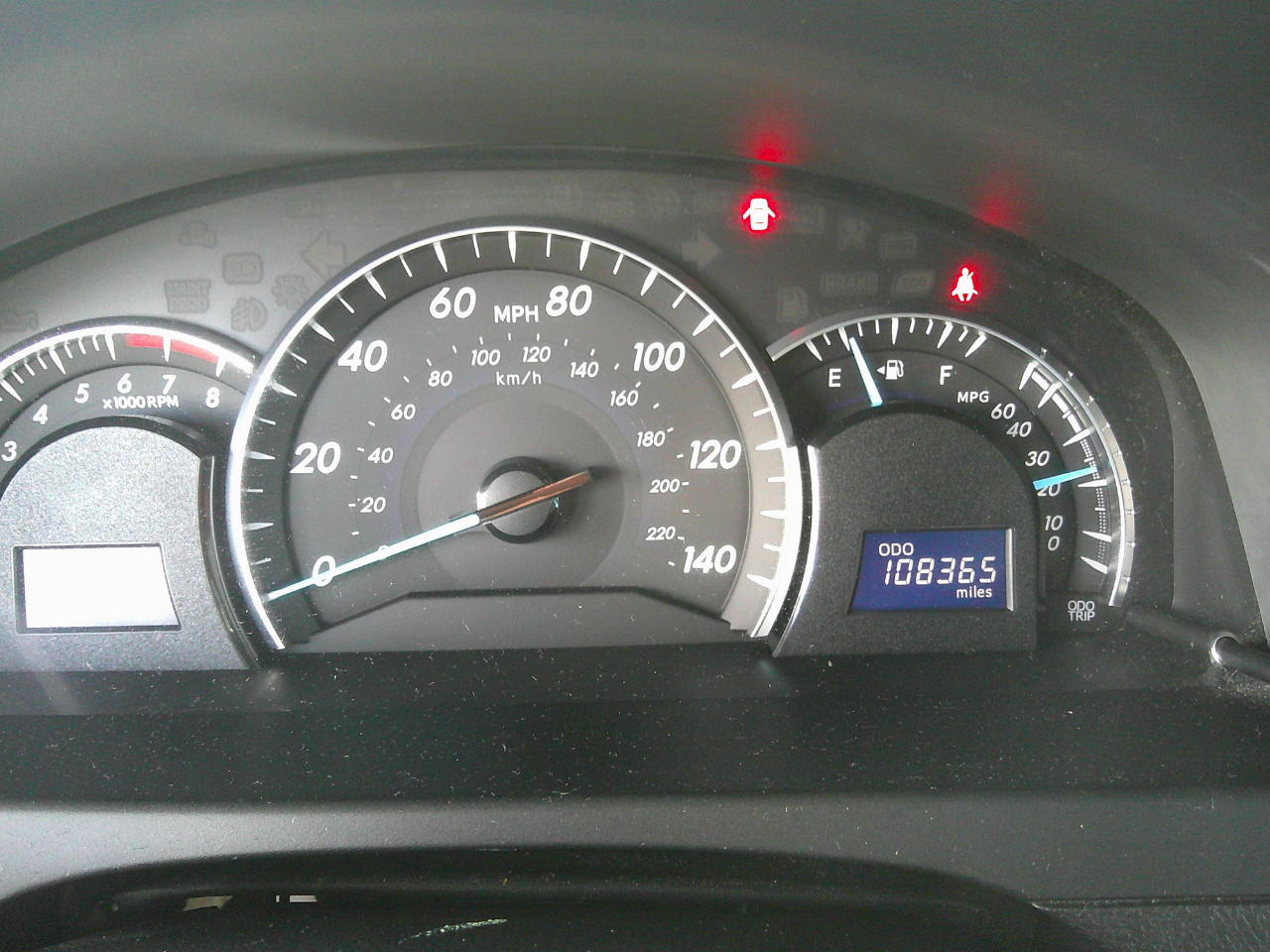 2012 Toyota Camry SE photo 12
