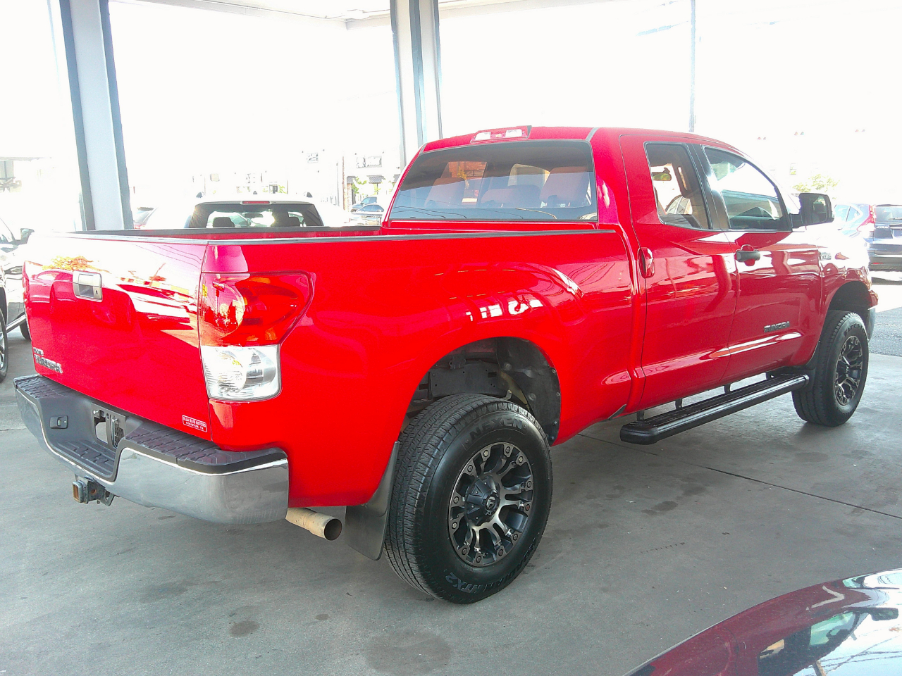 Toyota Tundra 2WD Truck Dbl 5.7L V8 6-Spd AT (Natl) 2009