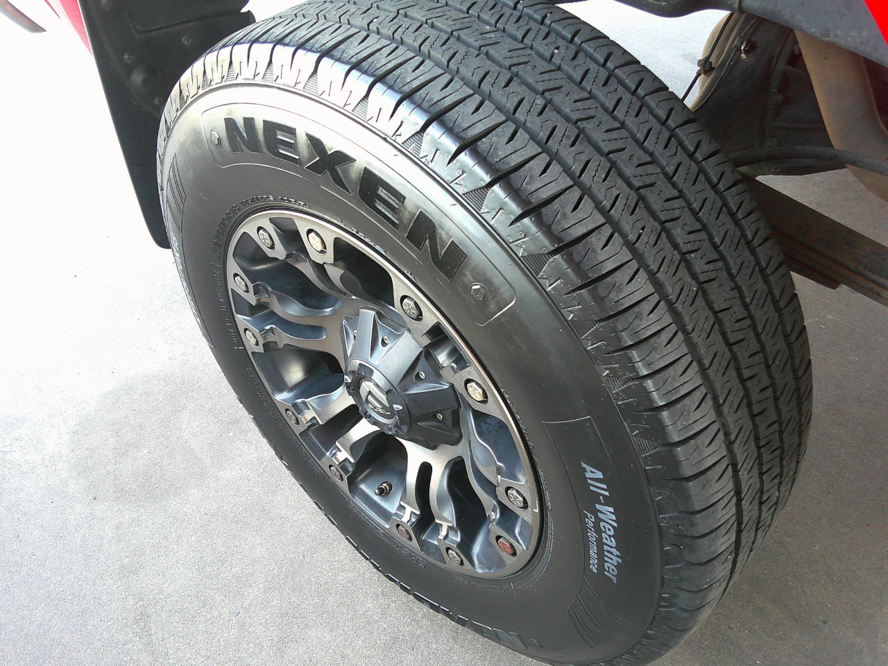 Toyota Tundra 2WD Truck Dbl 5.7L V8 6-Spd AT (Natl) 2009