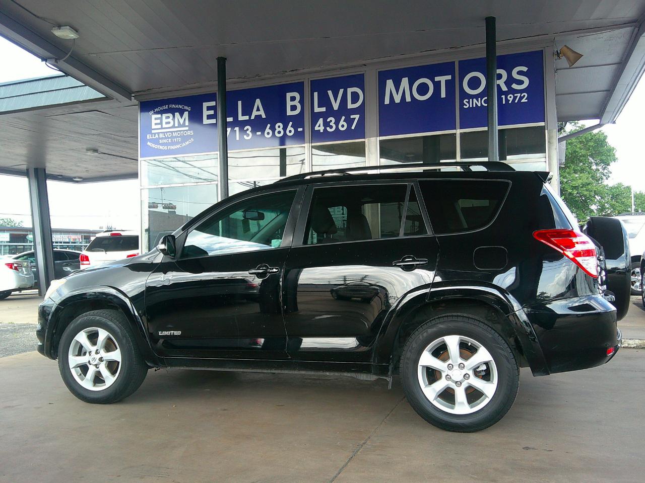 Toyota RAV4 4WD 4dr V6 5-Spd AT Ltd (Natl) 2011