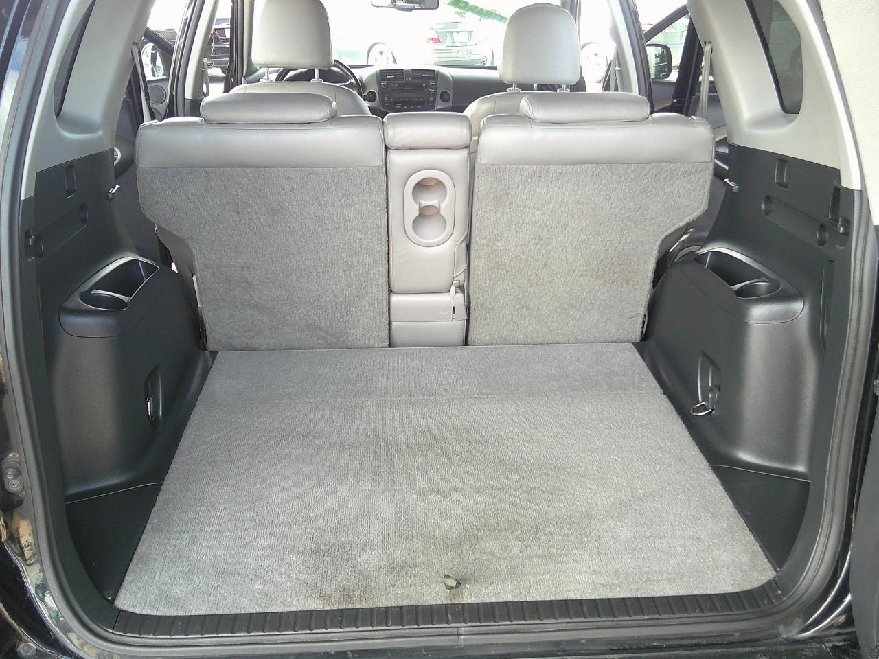 Toyota RAV4 4WD 4dr V6 5-Spd AT Ltd (Natl) 2011