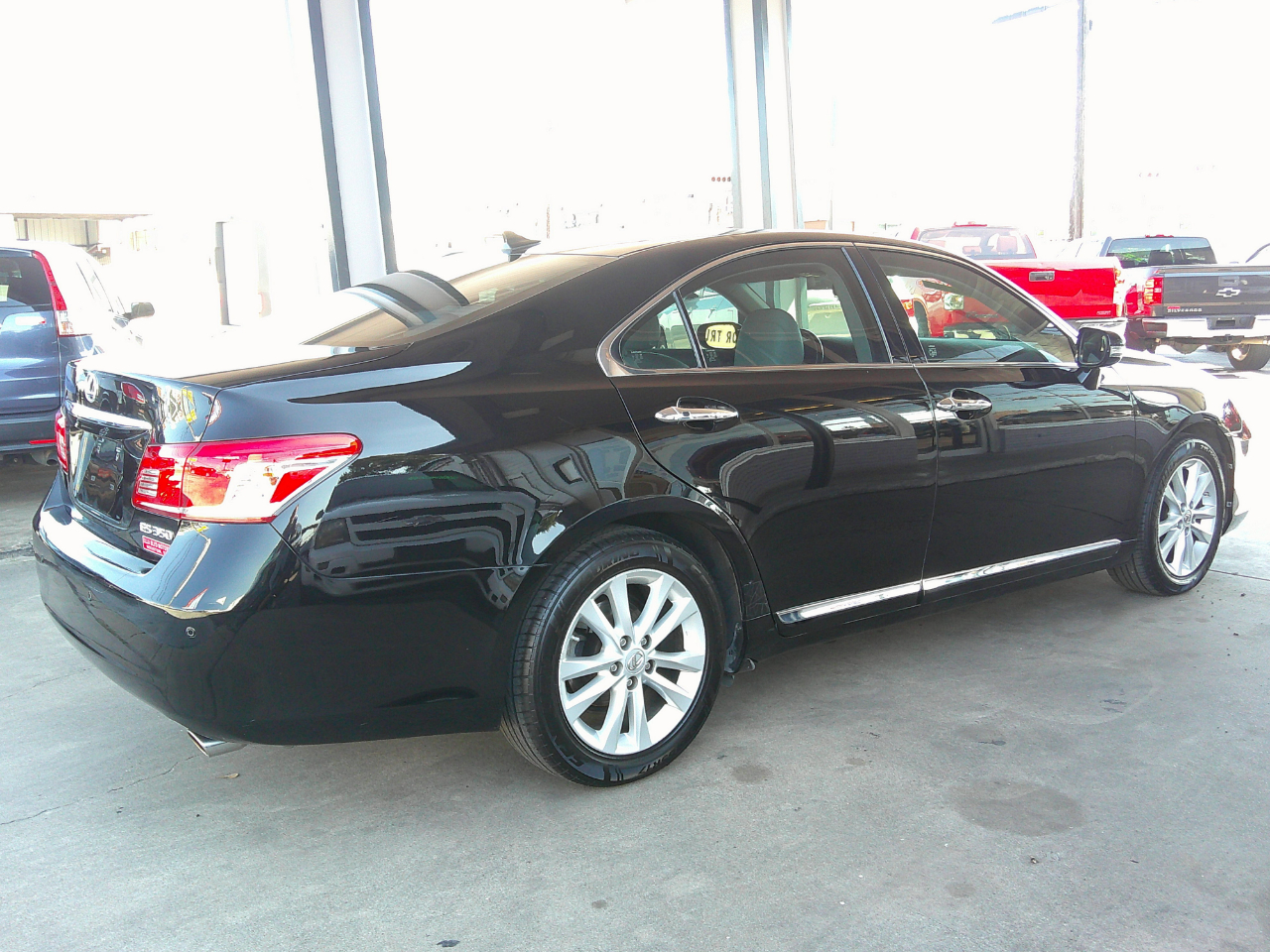 Lexus ES 350 4dr Sdn 2011 Lexus ES 350 4dr Sdn 2011