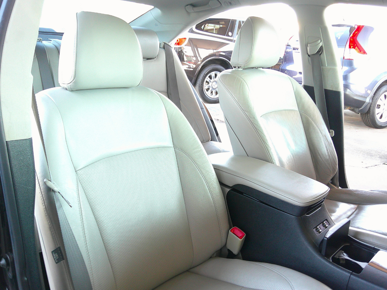 Lexus ES 350 4dr Sdn 2011 Lexus ES 350 4dr Sdn 2011