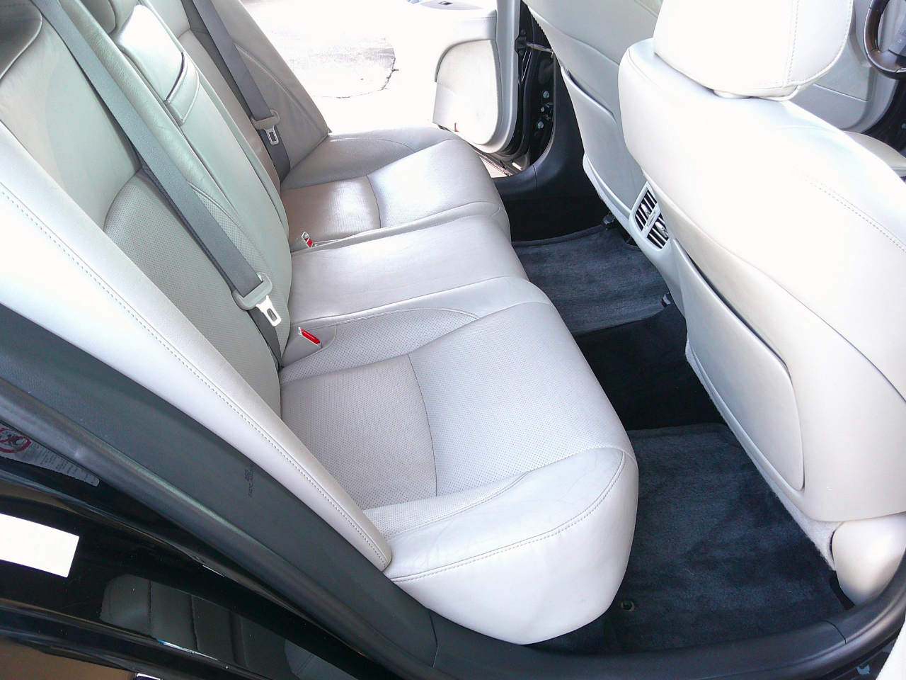 Lexus ES 350 4dr Sdn 2011 Lexus ES 350 4dr Sdn 2011