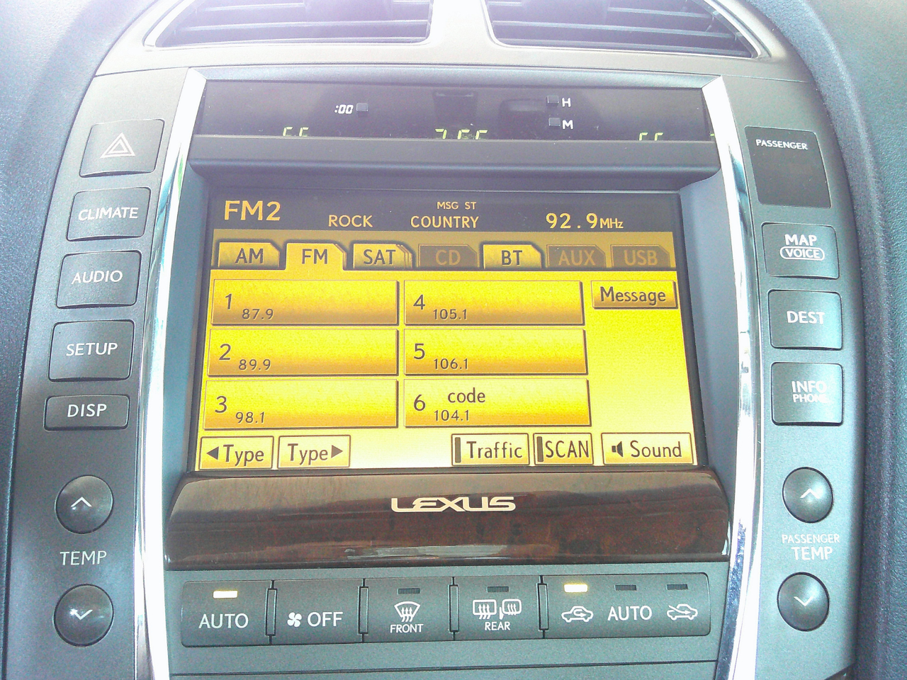 Lexus ES 350 4dr Sdn 2011 Lexus ES 350 4dr Sdn 2011