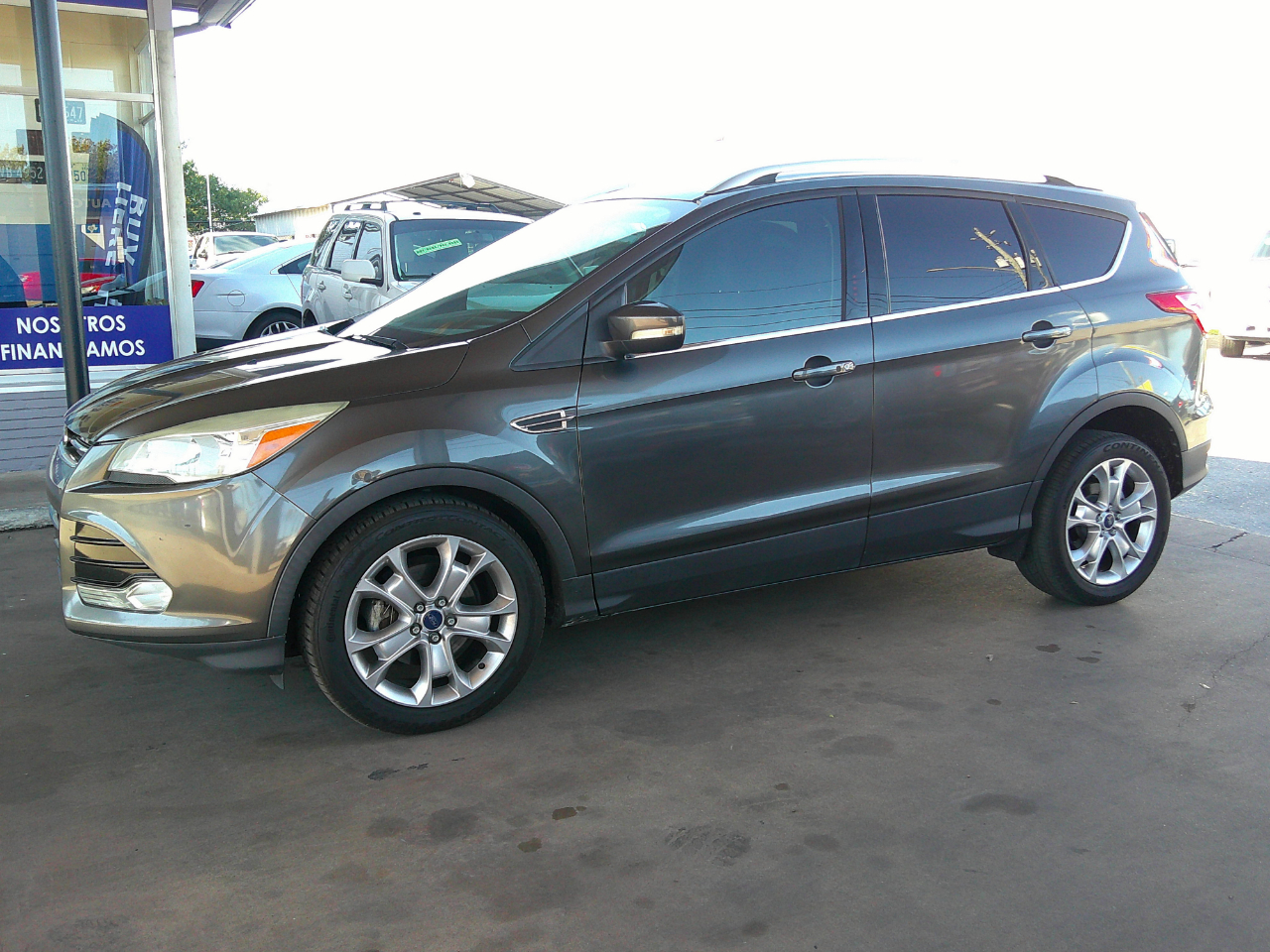 2015 Ford Escape Titanium photo 2