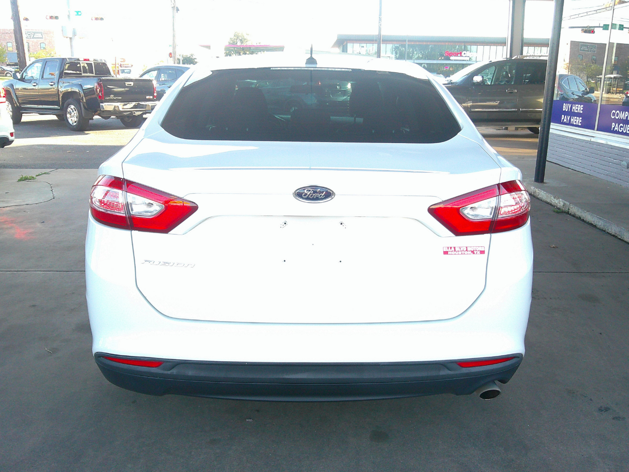 2014 Ford Fusion S photo 4