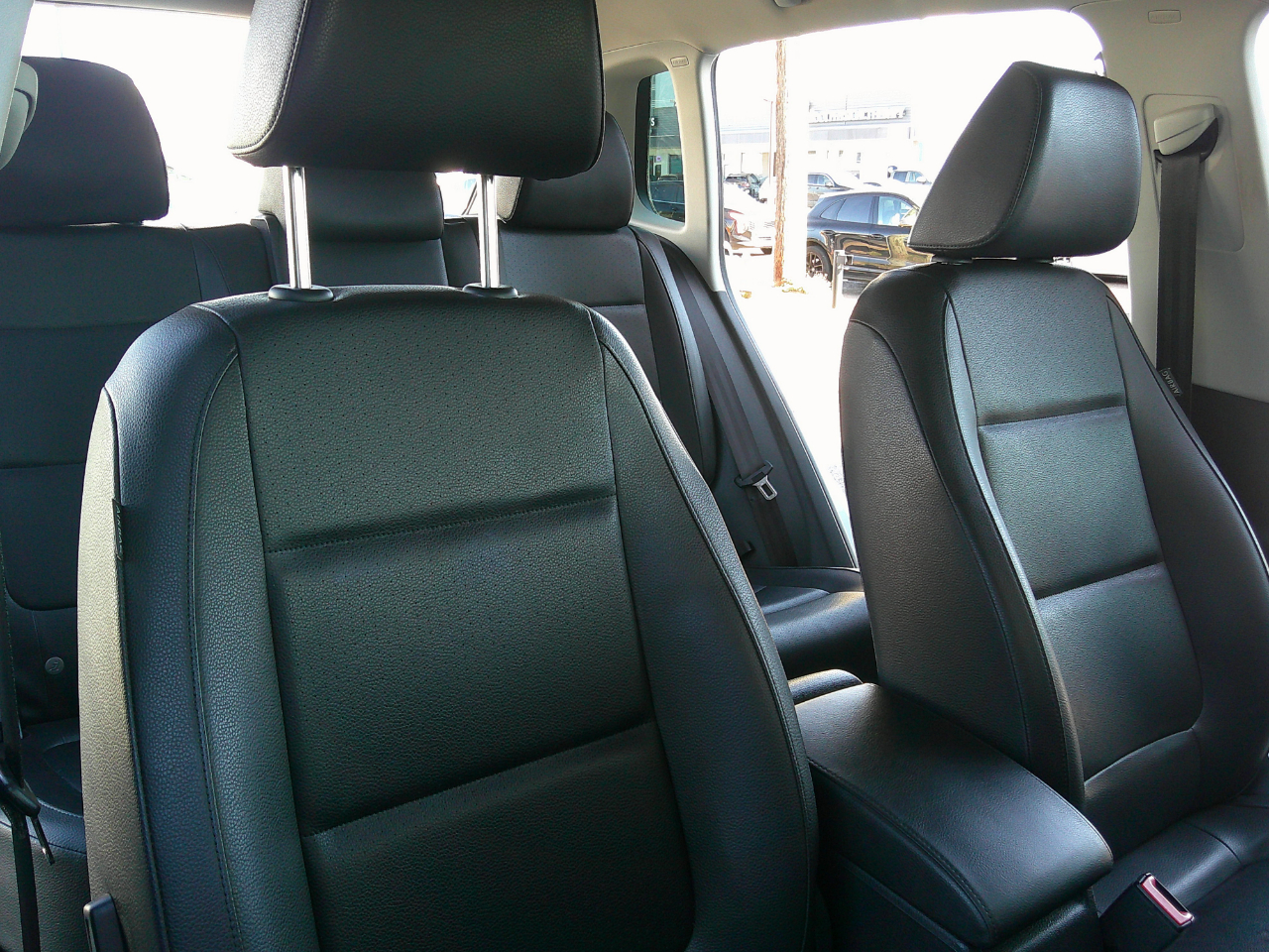 Volkswagen Tiguan 2WD 4dr Auto R-Line 2016