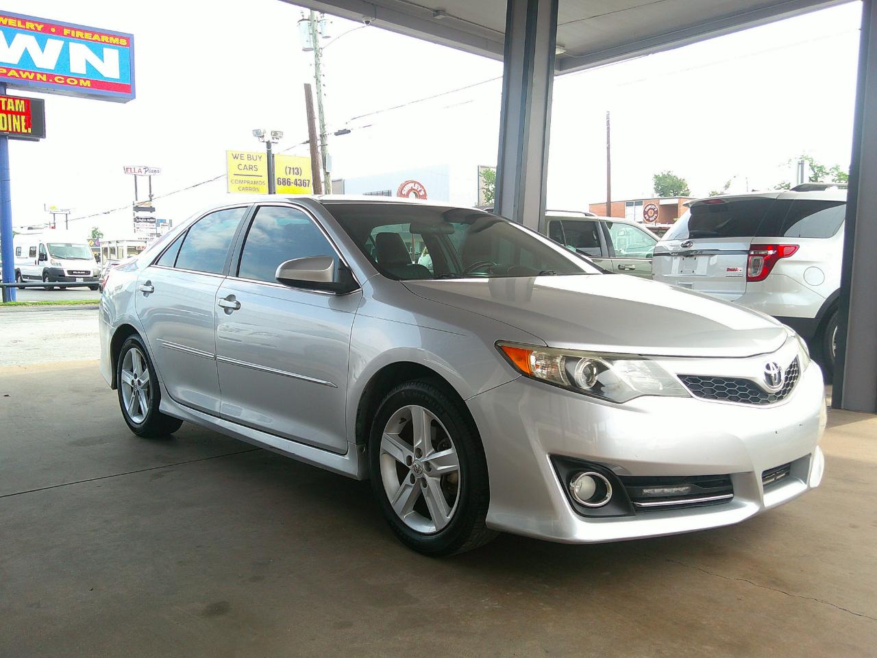 Toyota Camry 2014.5 4dr Sdn I4 Auto SE Sport (Natl) 2014
