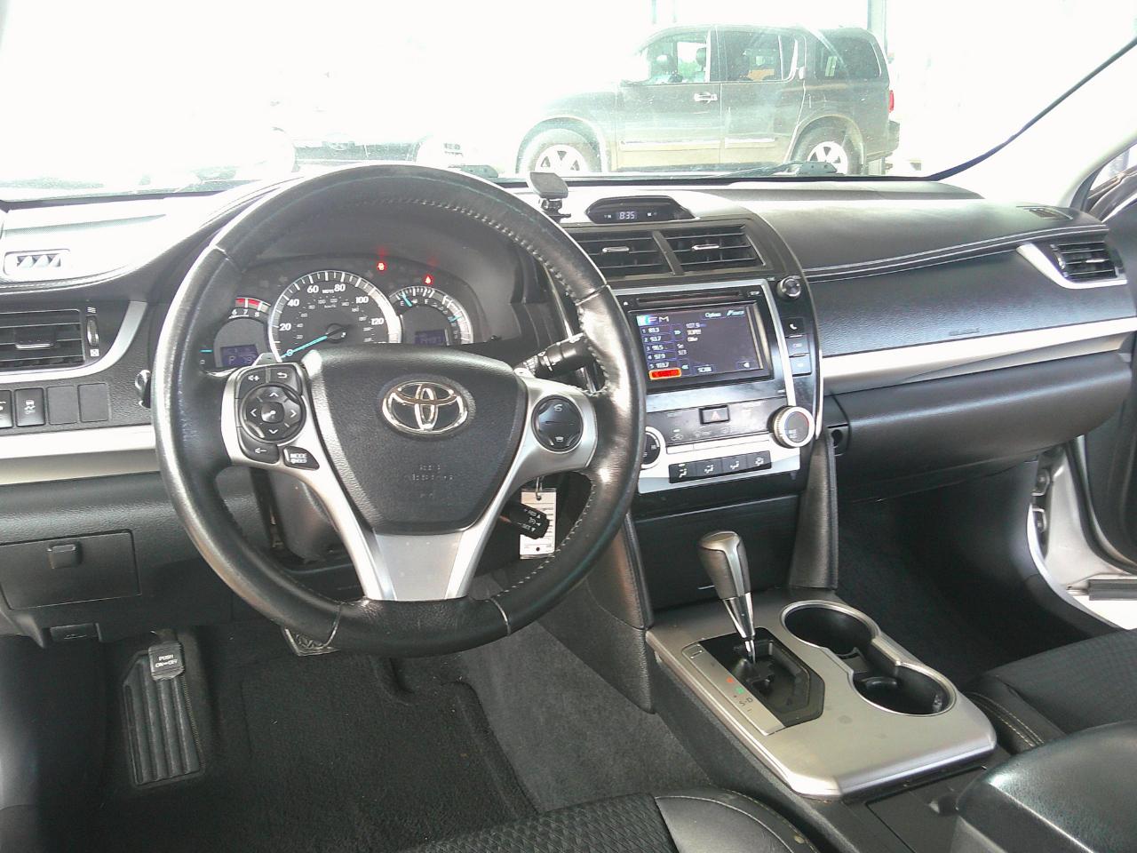 Toyota Camry 2014.5 4dr Sdn I4 Auto SE Sport (Natl) 2014