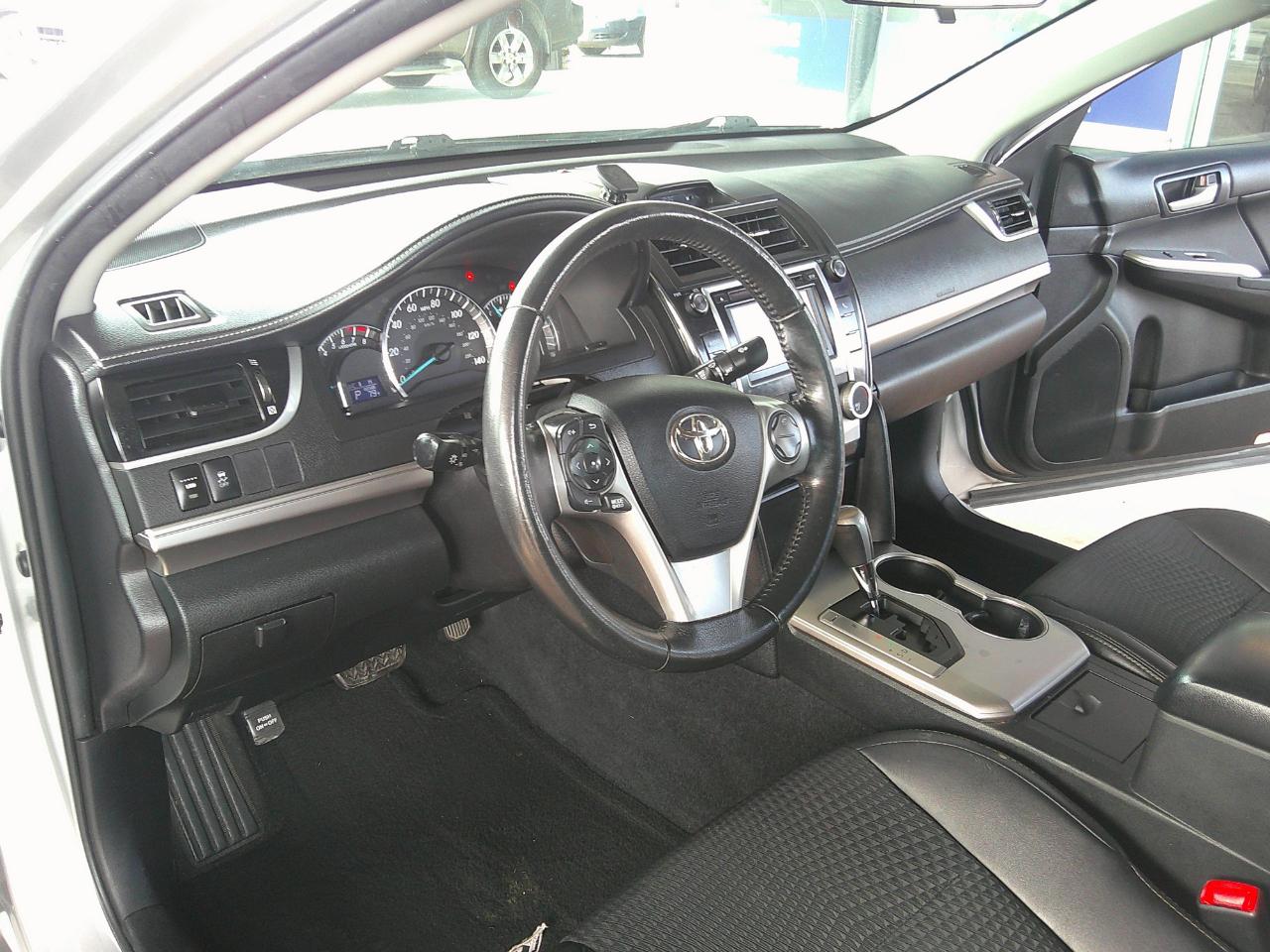 Toyota Camry 2014.5 4dr Sdn I4 Auto SE Sport (Natl) 2014