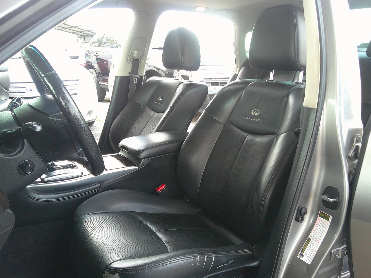 Infiniti M37 4dr Sdn RWD 2012