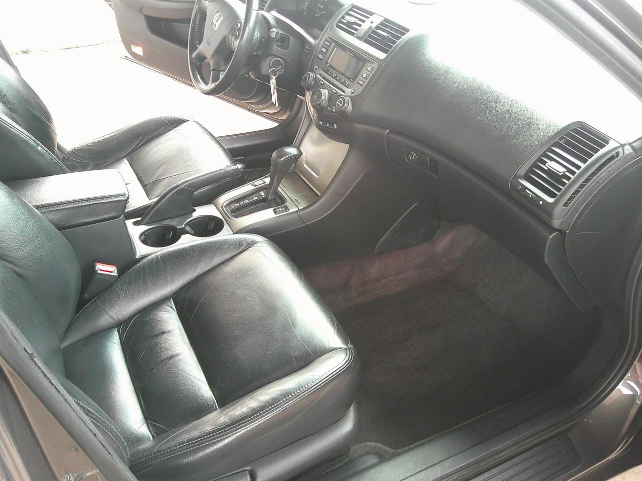 Honda Accord Sdn EX-L AT 2006