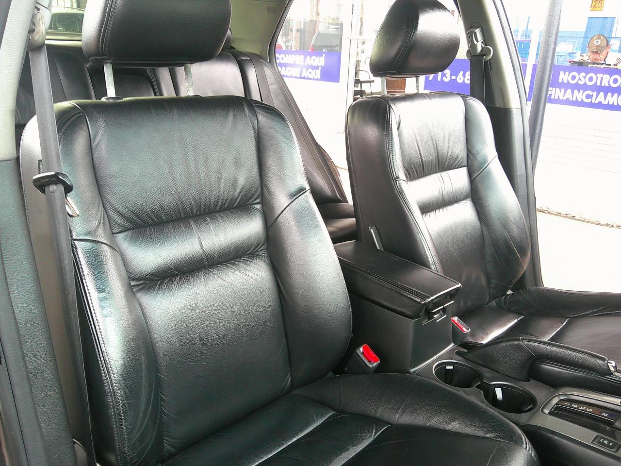 Honda Accord Sdn EX-L AT 2006