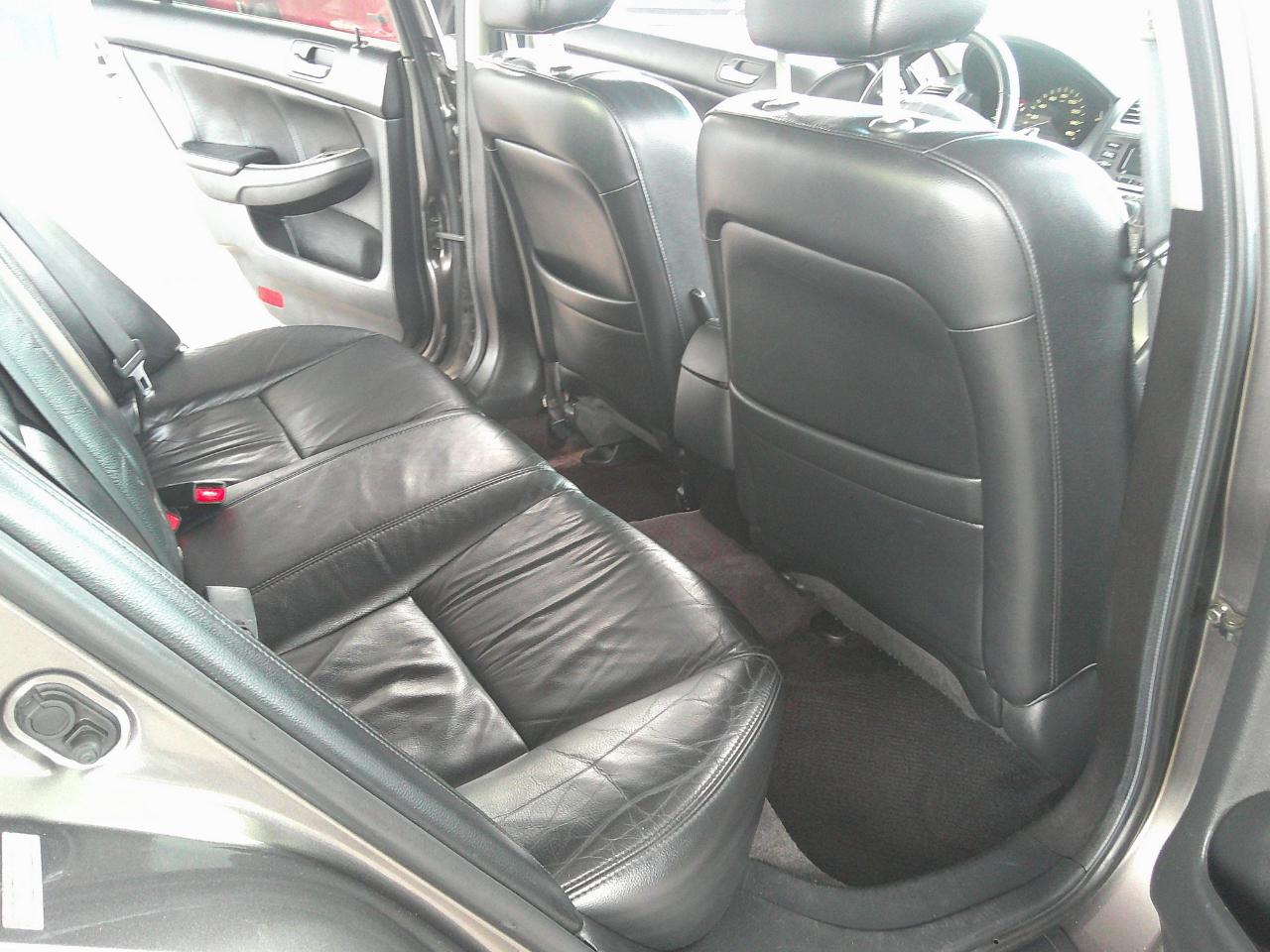 Honda Accord Sdn EX-L AT 2006