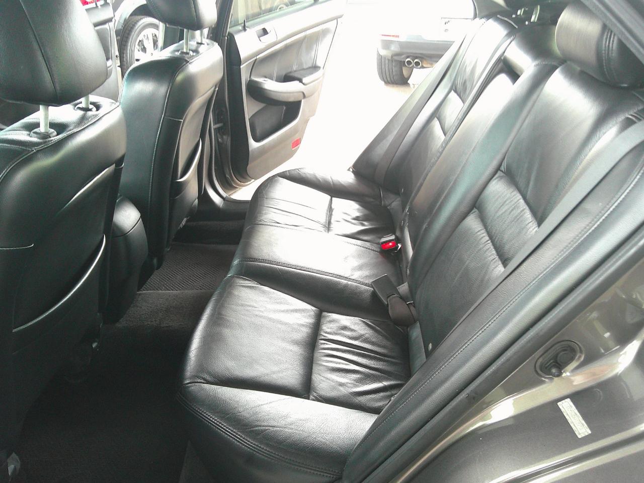 Honda Accord Sdn EX-L AT 2006