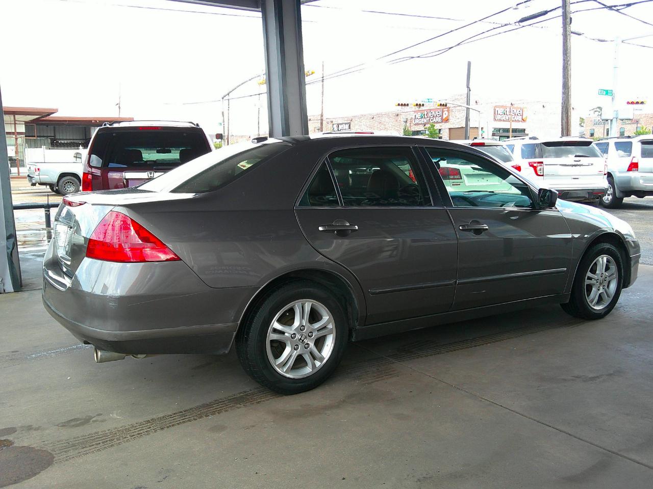 Honda Accord Sdn EX-L AT 2006