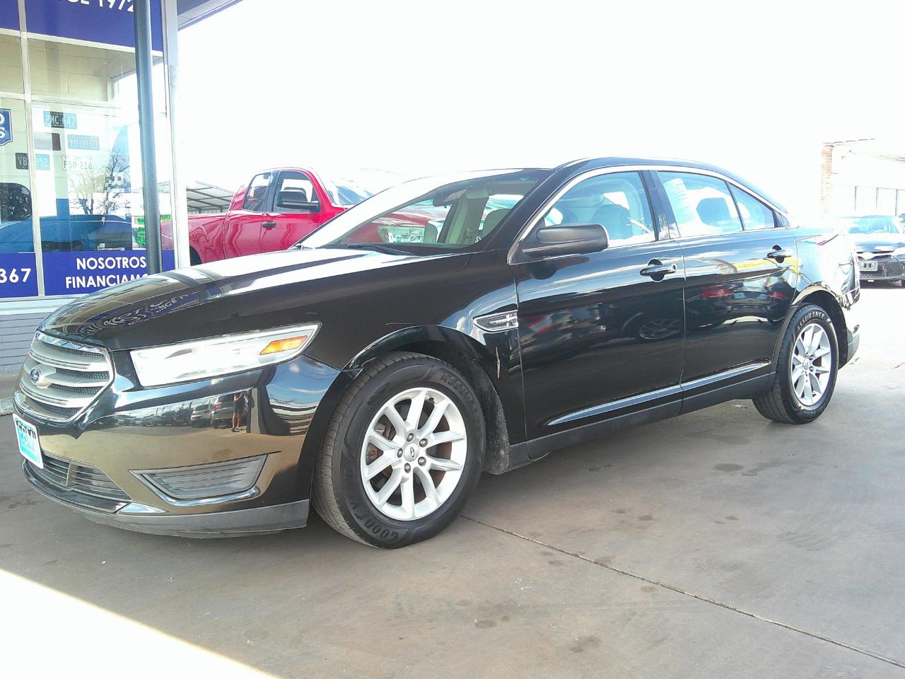 2013 Ford Taurus 4dr Sdn SE FWD