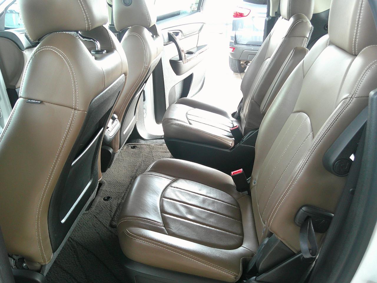 GMC Acadia Limited FWD 4dr Limited 2017