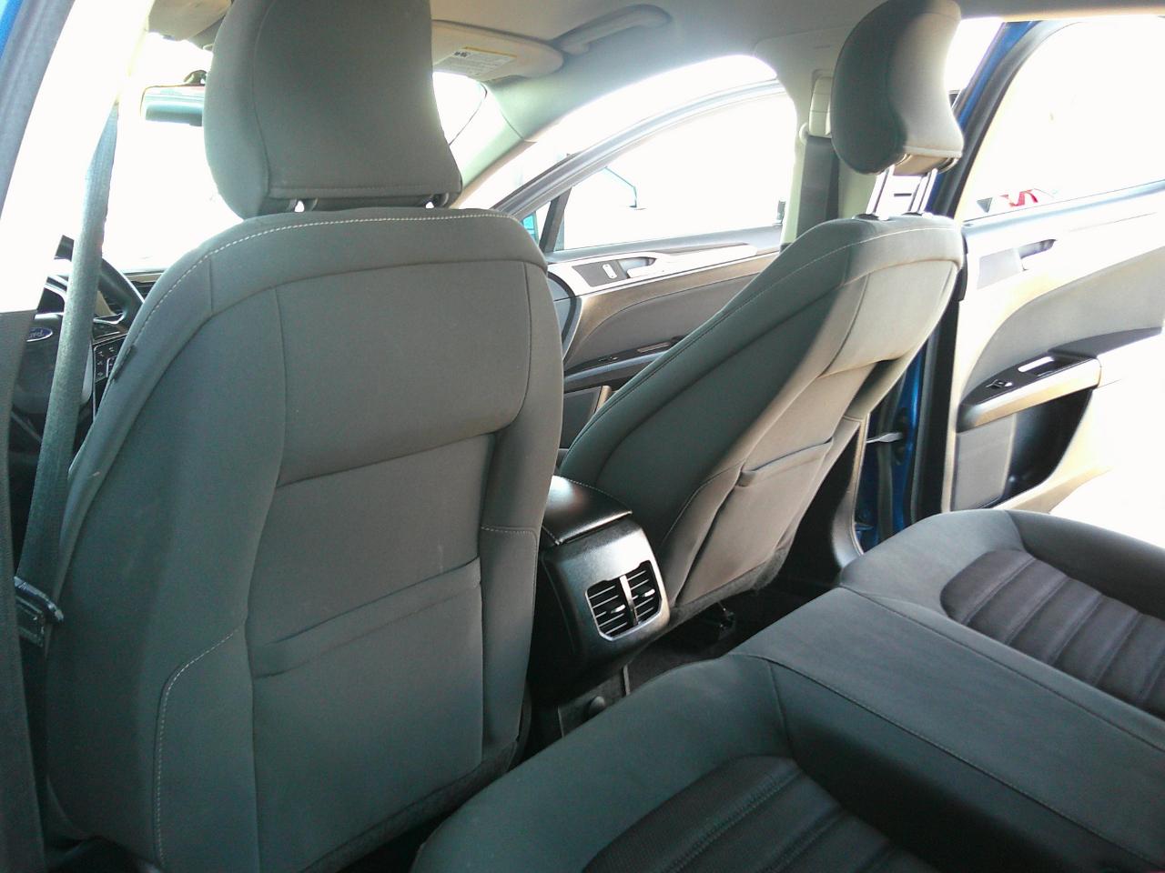 Ford Fusion SE FWD 2017