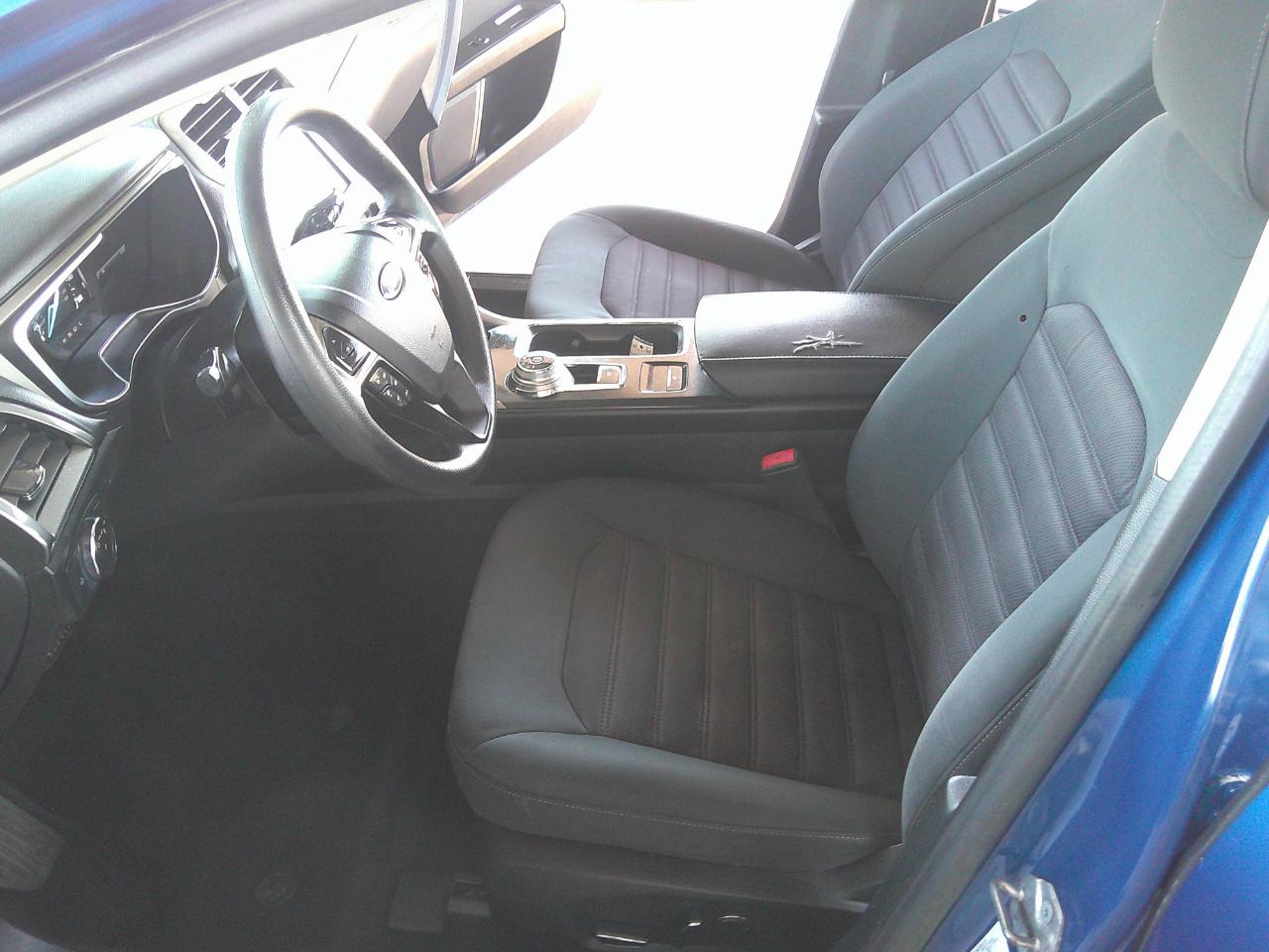 Ford Fusion SE FWD 2017