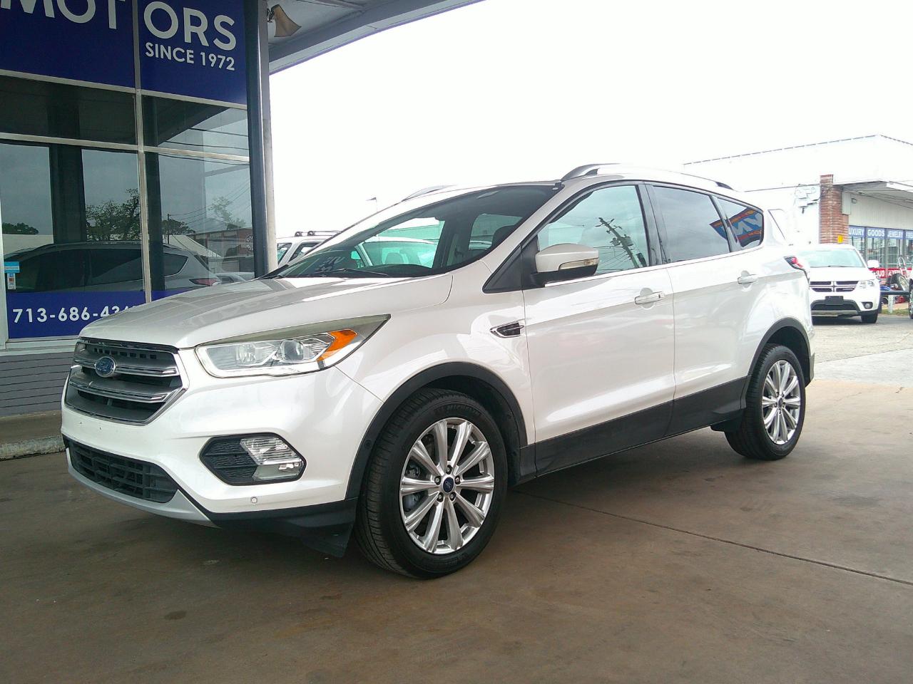 2017 Ford Escape Titanium FWD