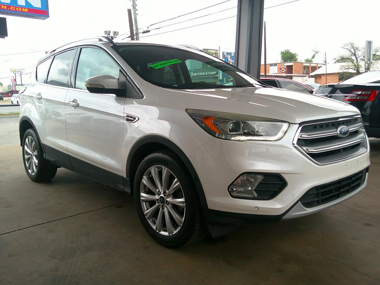 Ford Escape Titanium FWD 2017