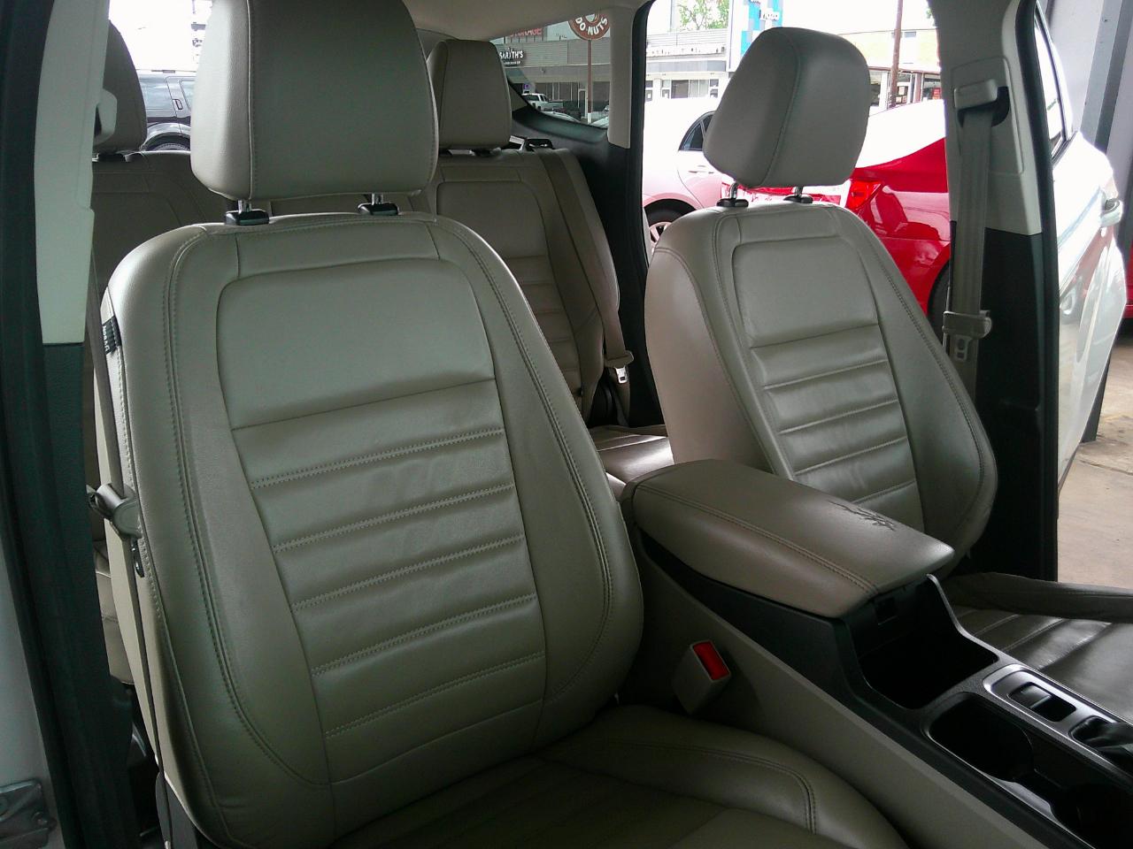 Ford Escape Titanium FWD 2017