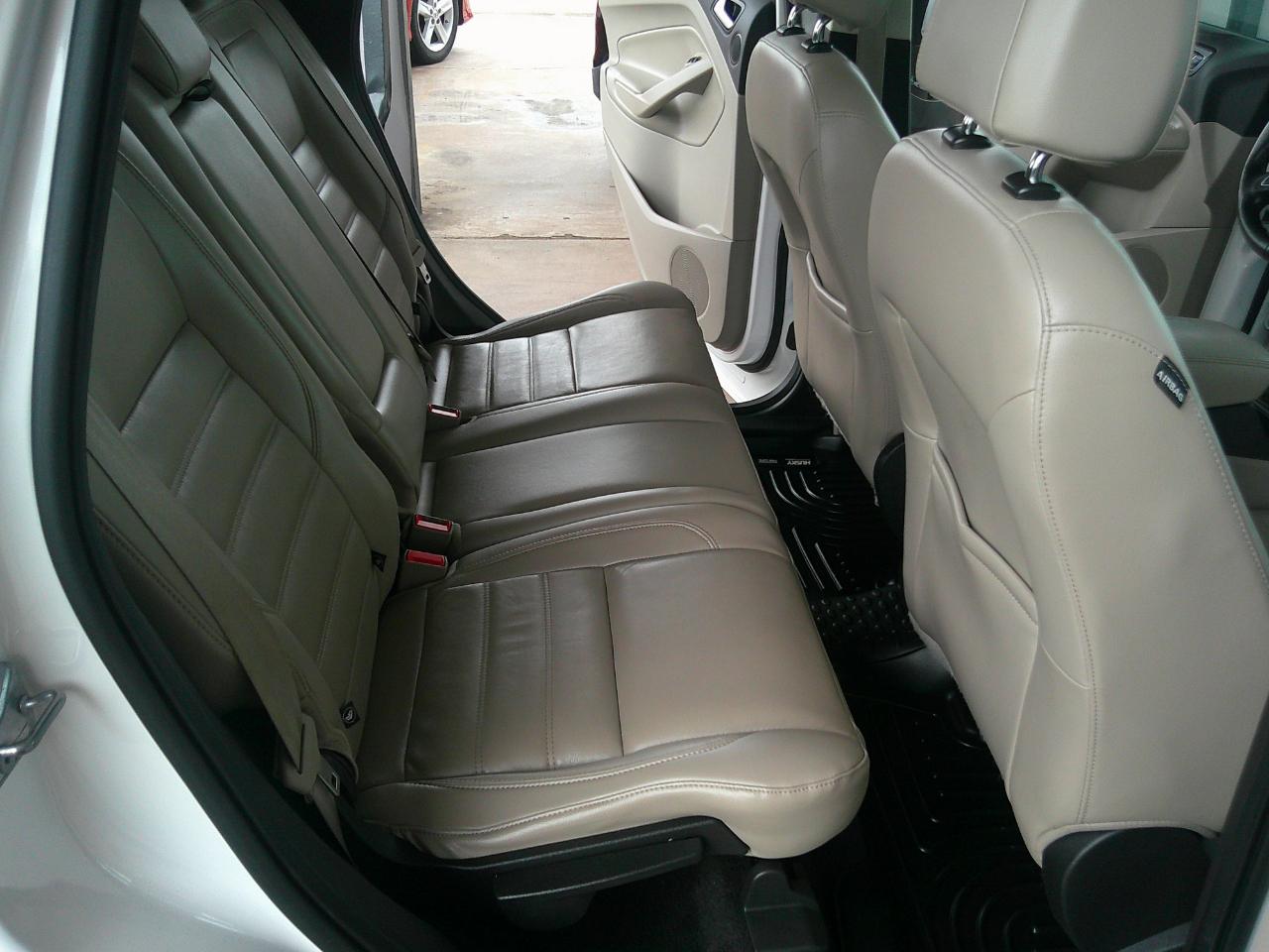 Ford Escape Titanium FWD 2017