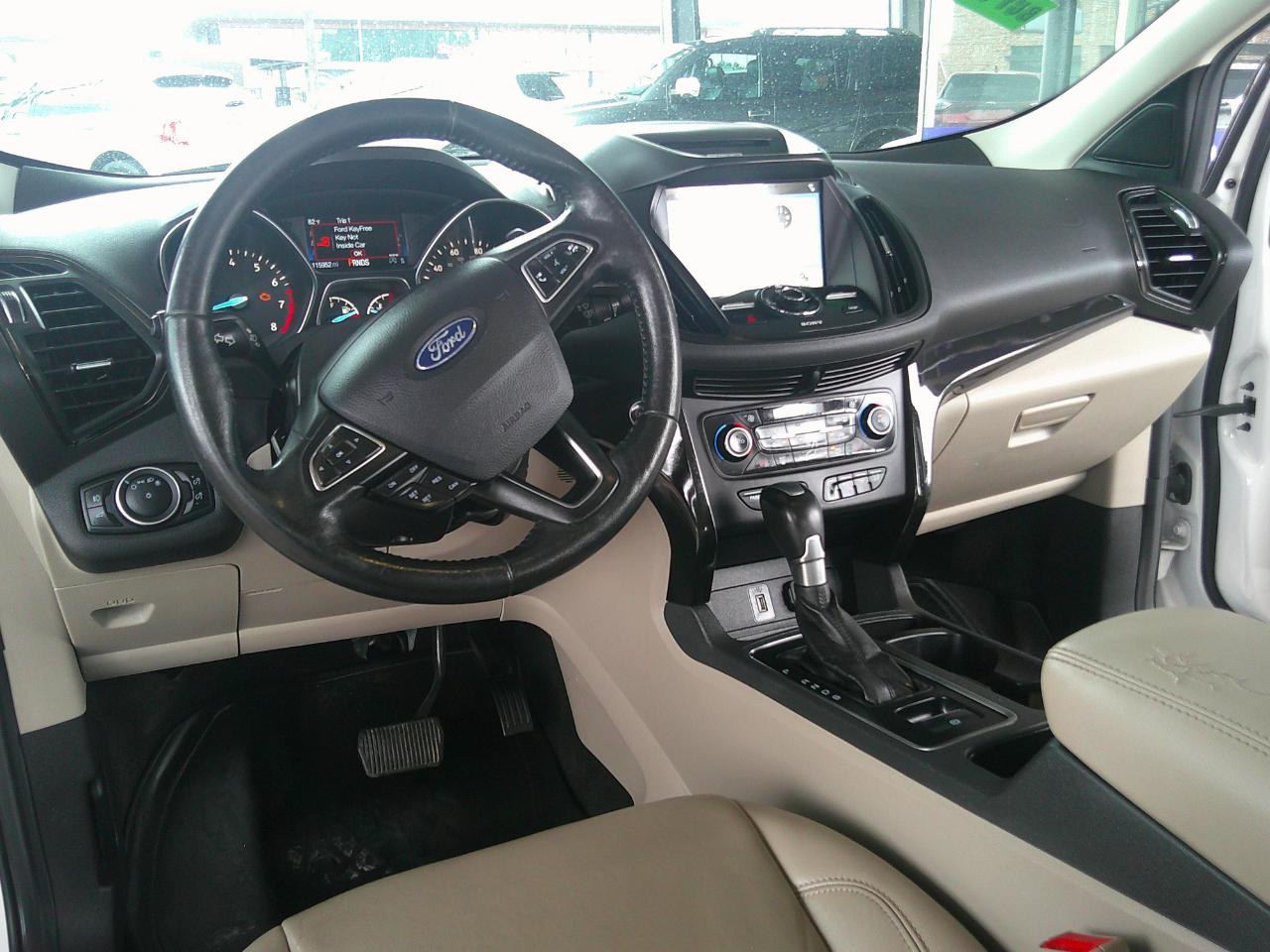 Ford Escape Titanium FWD 2017