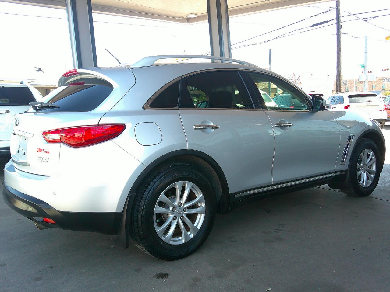 Infiniti FX37 AWD 4dr 2013
