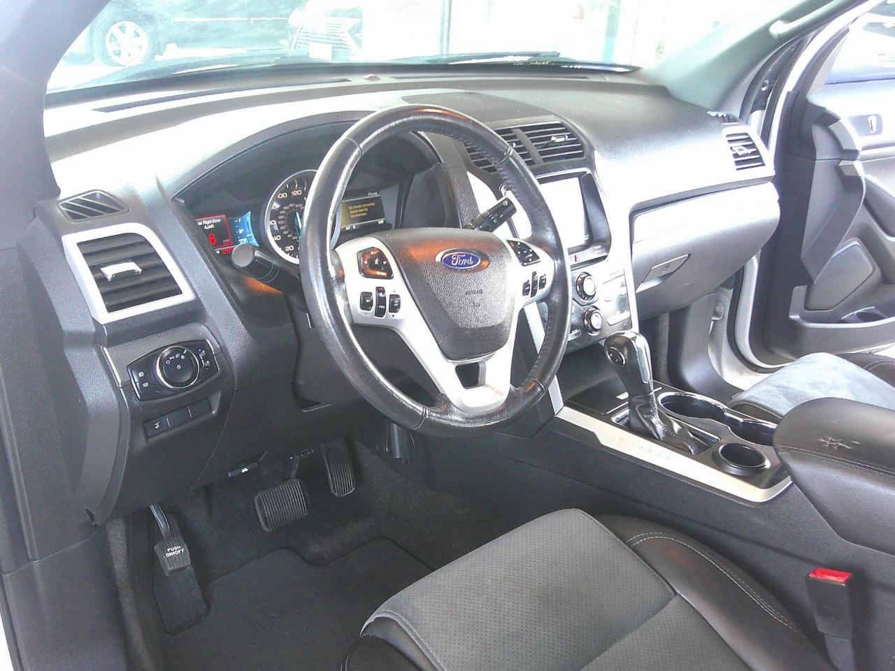 Ford Explorer FWD 4dr XLT 2015