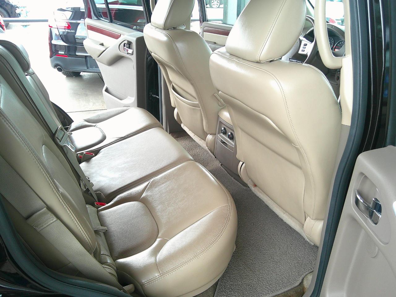 Nissan Pathfinder 2WD 4dr V6 LE 2012