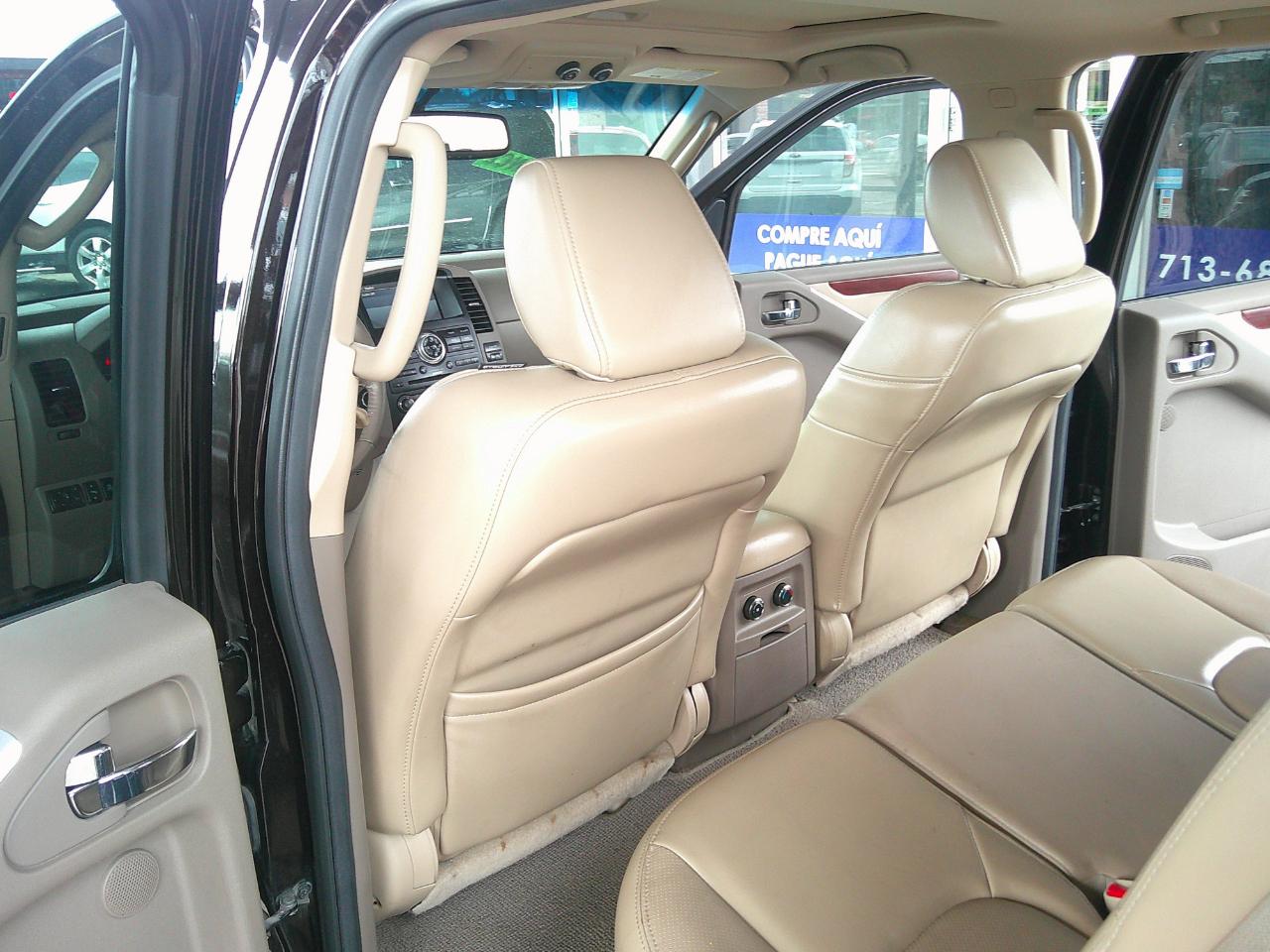 Nissan Pathfinder 2WD 4dr V6 LE 2012