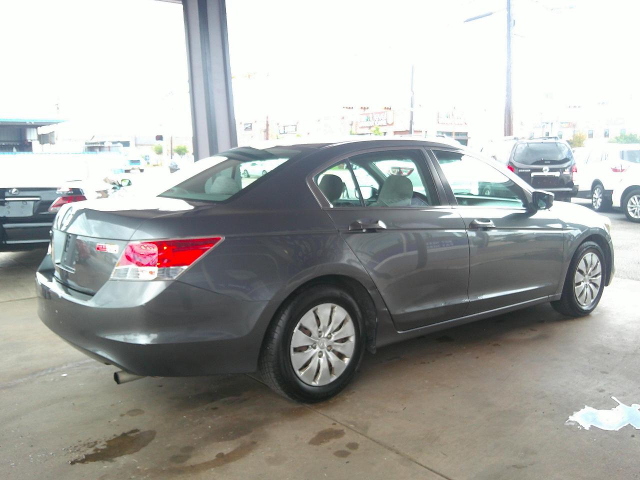 Honda Accord Sdn 4dr I4 Auto LX 2010