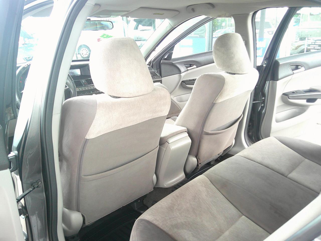 Honda Accord Sdn 4dr I4 Auto LX 2010