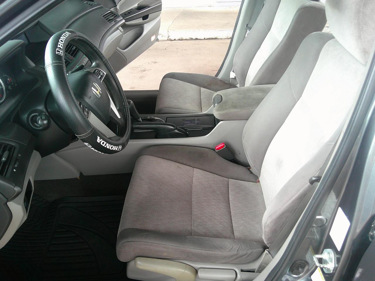 Honda Accord Sdn 4dr I4 Auto LX 2010