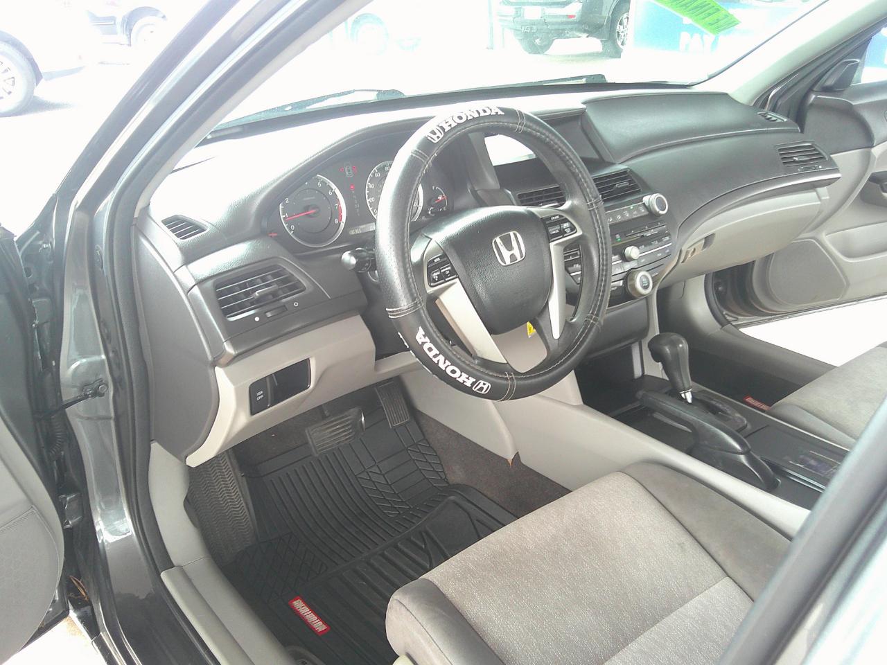 Honda Accord Sdn 4dr I4 Auto LX 2010
