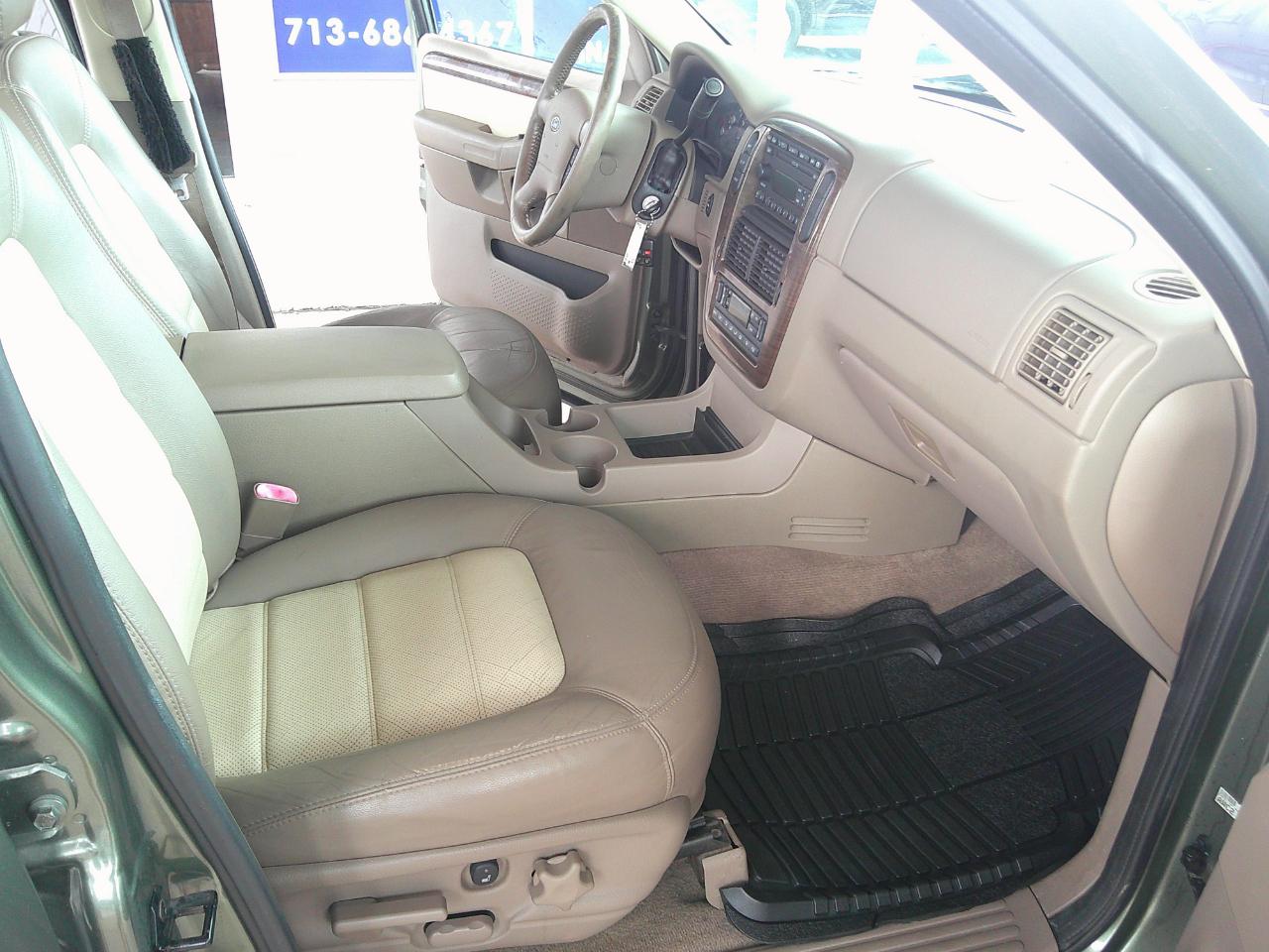 Ford Explorer 4dr 114" WB 4.0L Eddie Bauer 2003