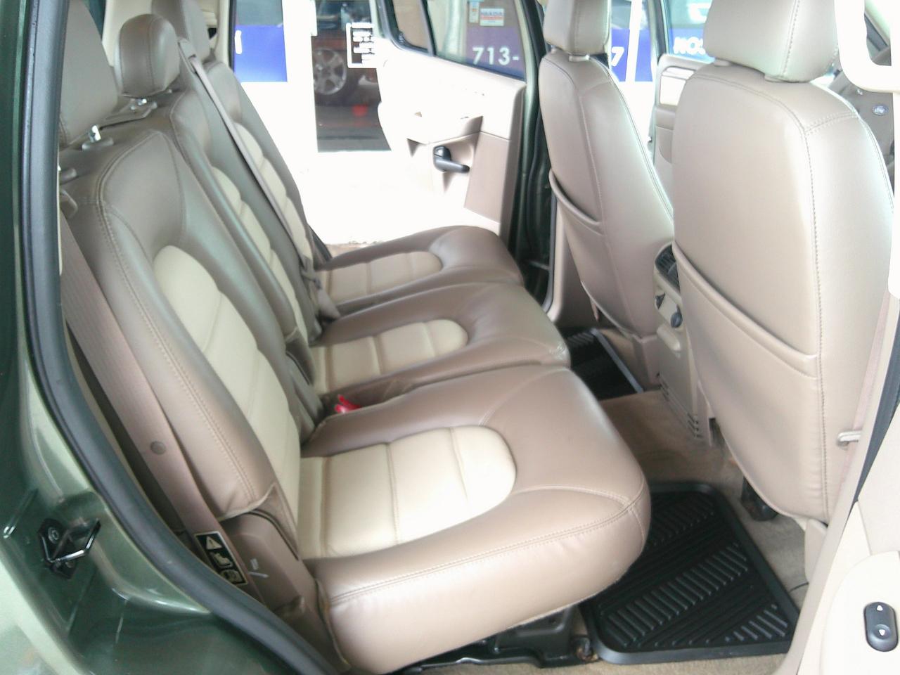 Ford Explorer 4dr 114" WB 4.0L Eddie Bauer 2003