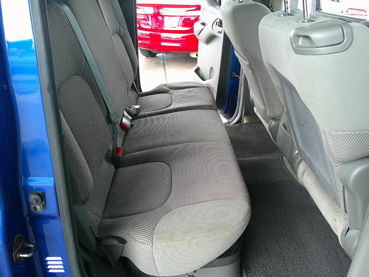 Nissan Frontier 4WD Crew Cab SWB Auto SV 2014