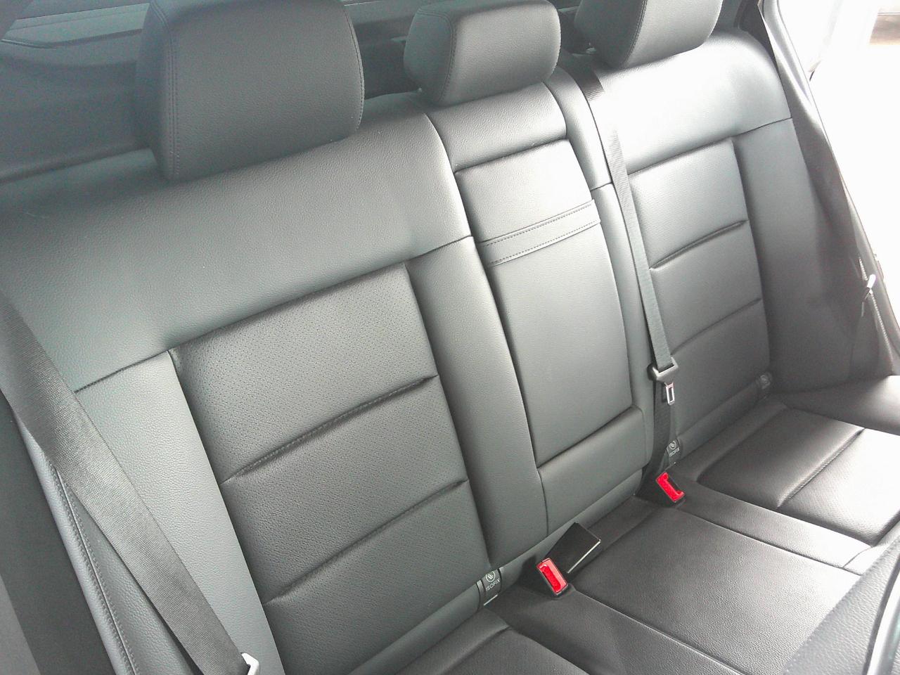 Mercedes-Benz E-Class 4dr Sdn E 350 Sport RWD 2011