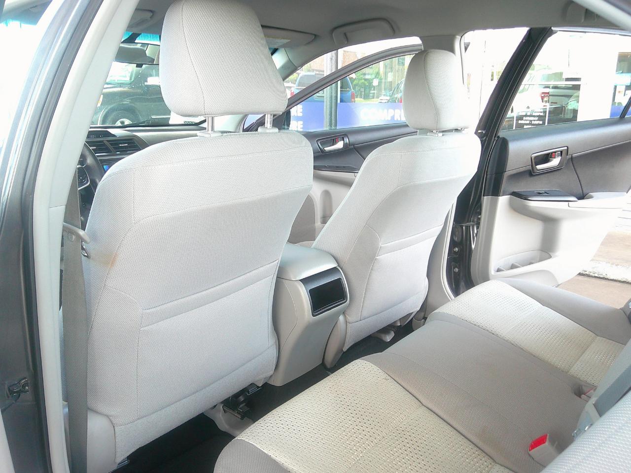 Toyota Camry 4dr Sdn I4 Auto XLE (Natl) 2013