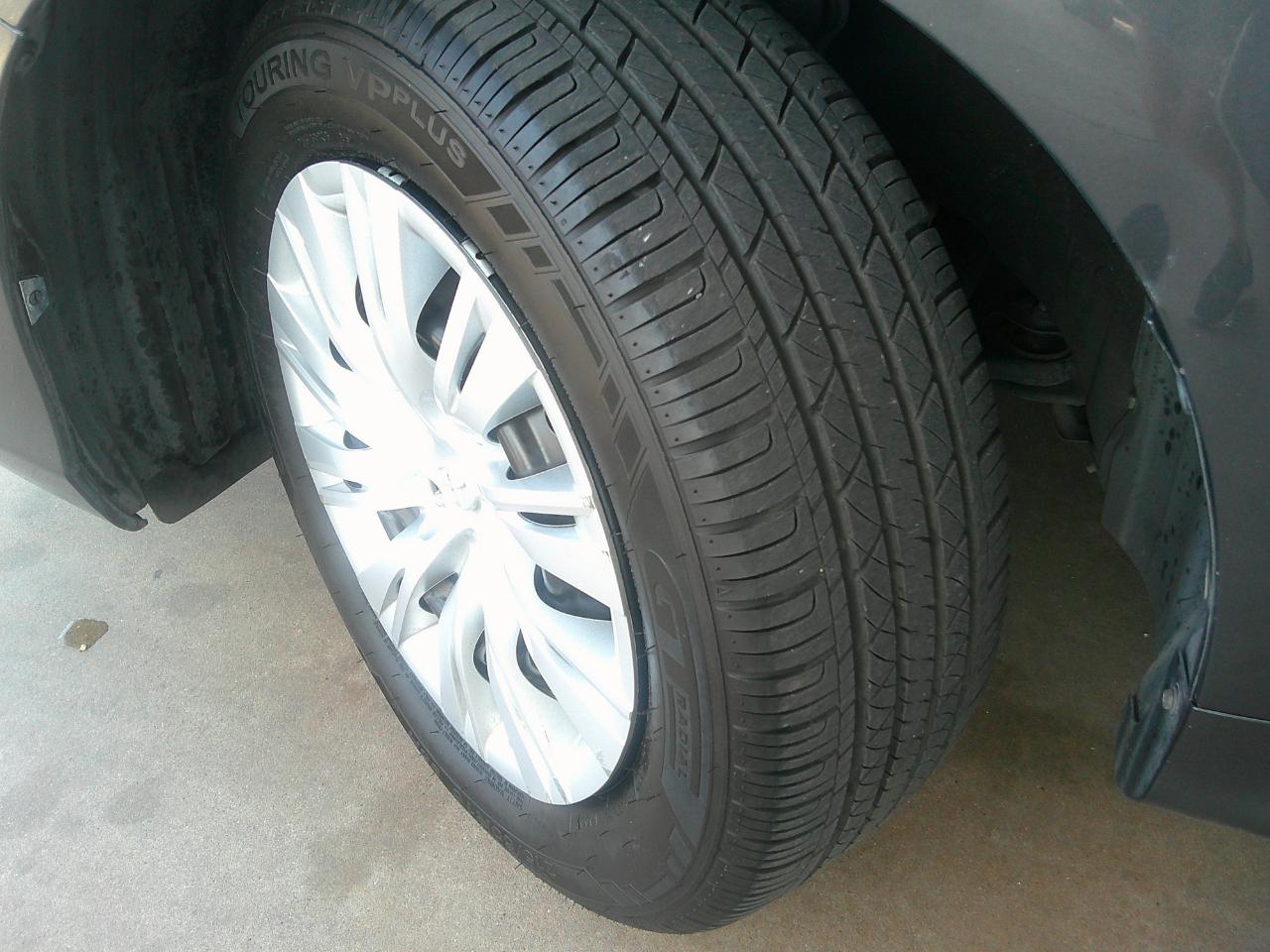 Toyota Camry 4dr Sdn I4 Auto XLE (Natl) 2013