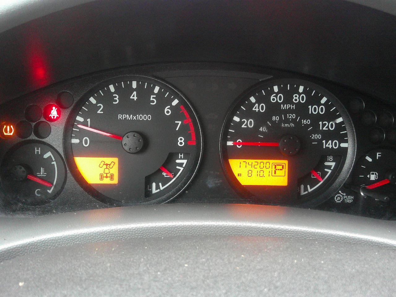 Nissan Xterra 4WD 4dr Auto S 2012