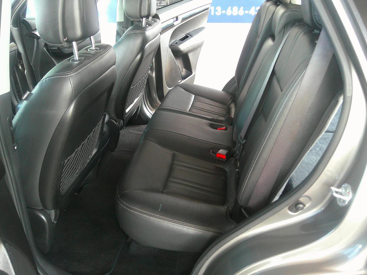 Kia Sorento 2WD 4dr V6 SX 2013