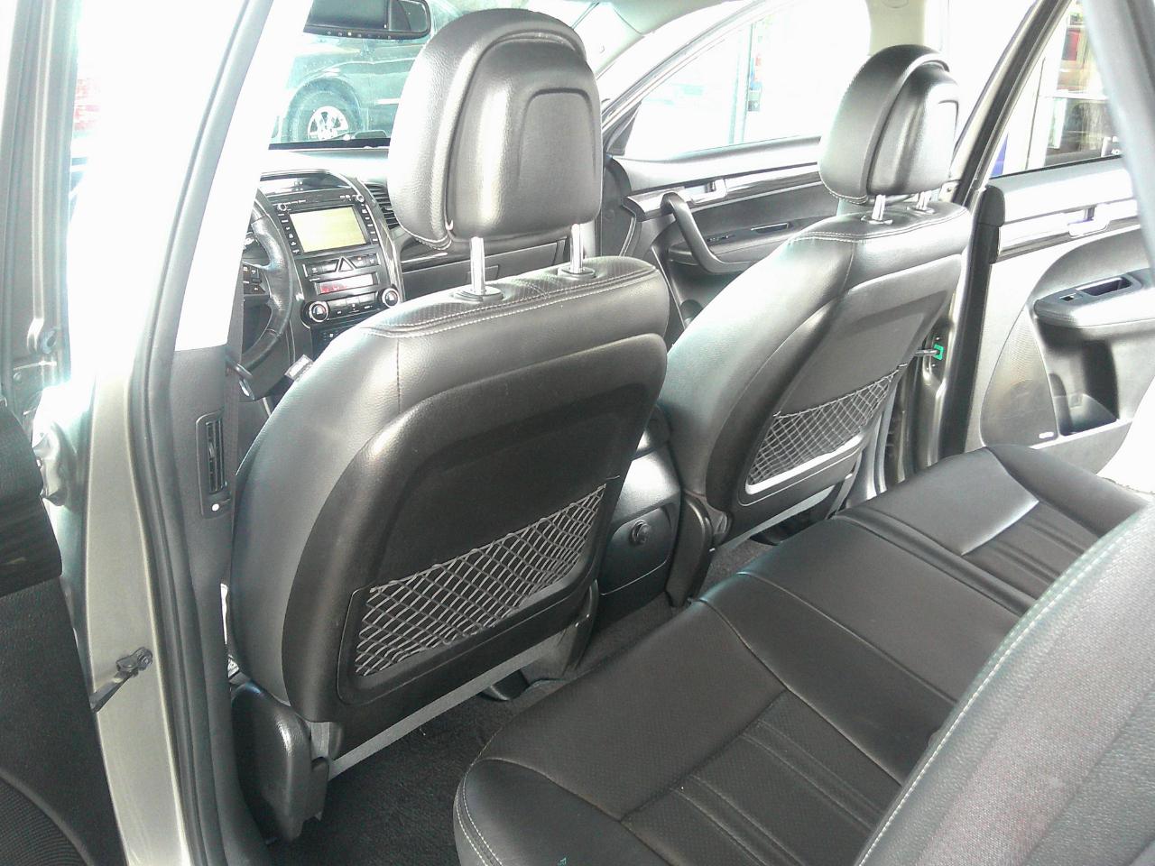 Kia Sorento 2WD 4dr V6 SX 2013