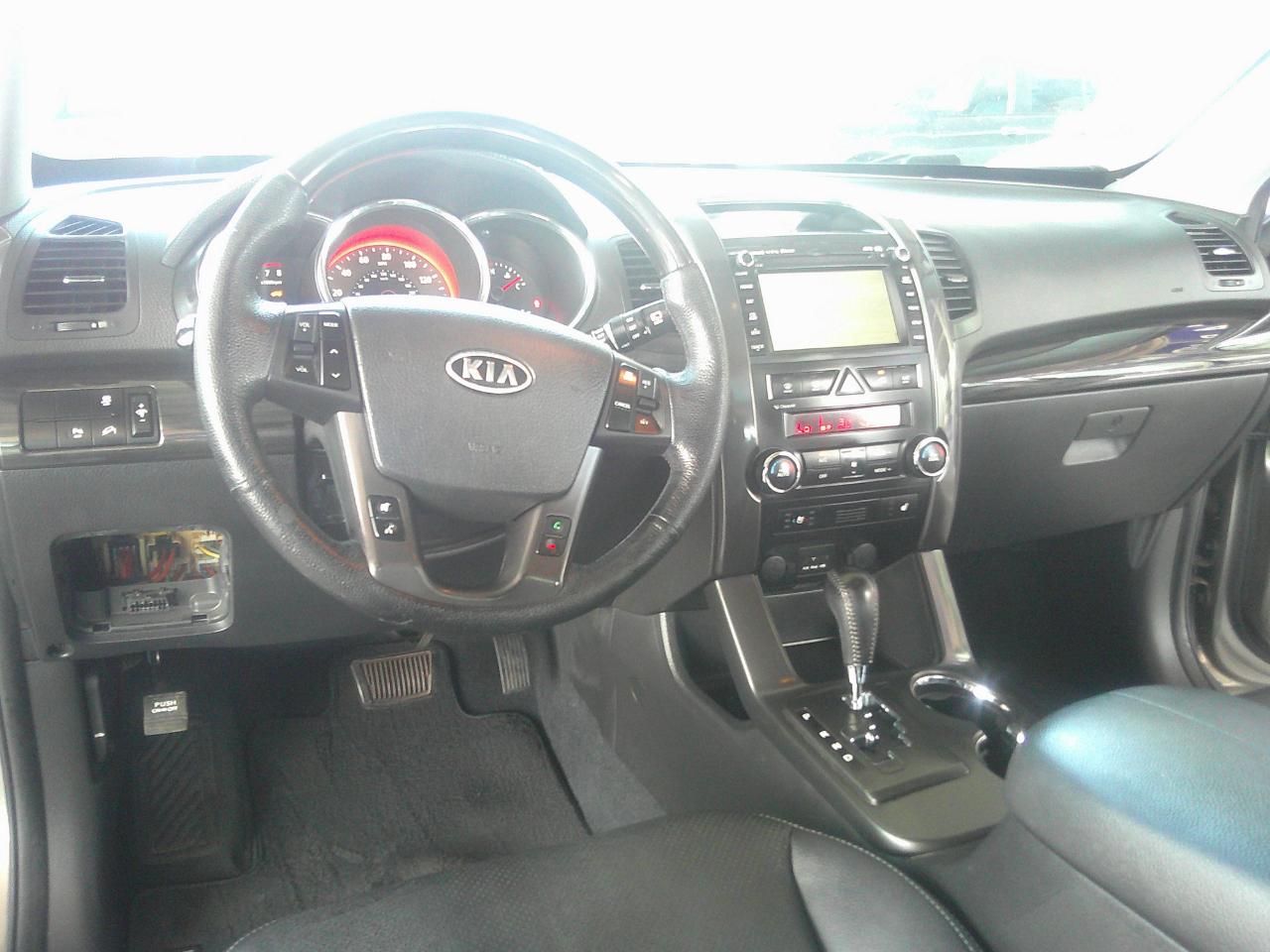 Kia Sorento 2WD 4dr V6 SX 2013