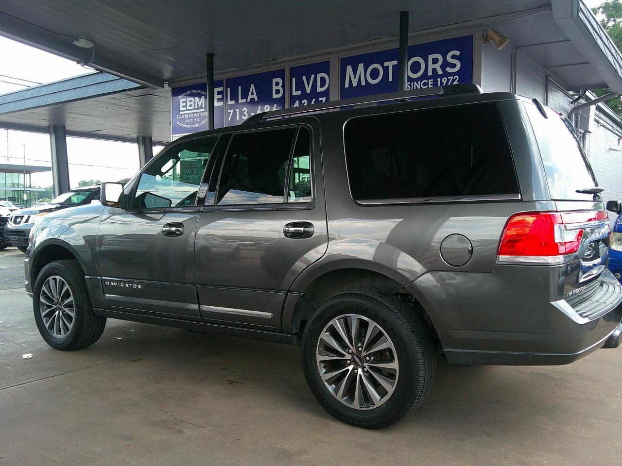 Lincoln Navigator 2WD 4dr 2015